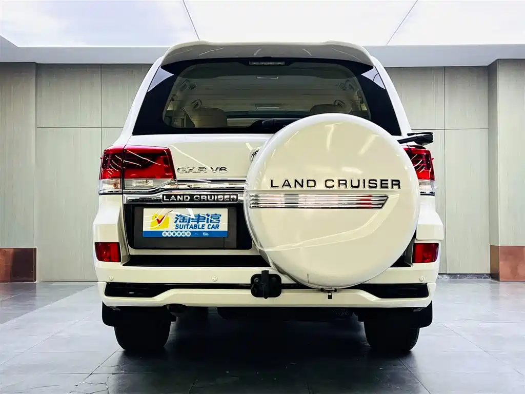 Toyota Land Cruiser 2017 — фото 5