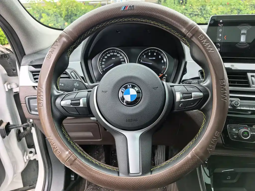 BMW X2 2023 — фото 19