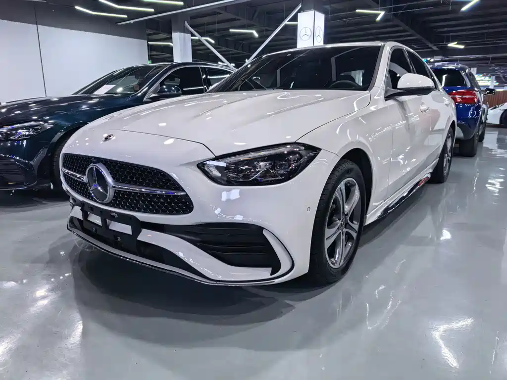 Mercedes-Benz C-Class 2022