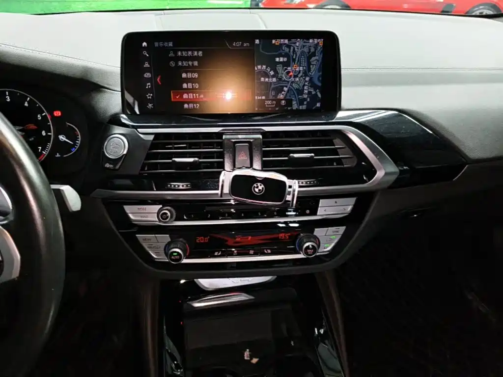 BMW X4 2019 — фото 13