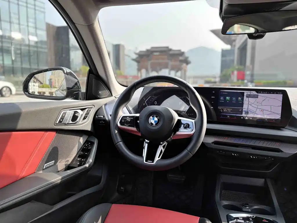 BMW 2 Series 2025 — фото 15