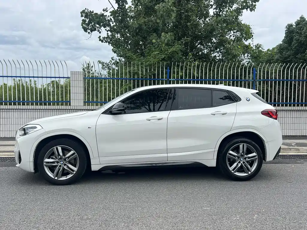 BMW X2 2023