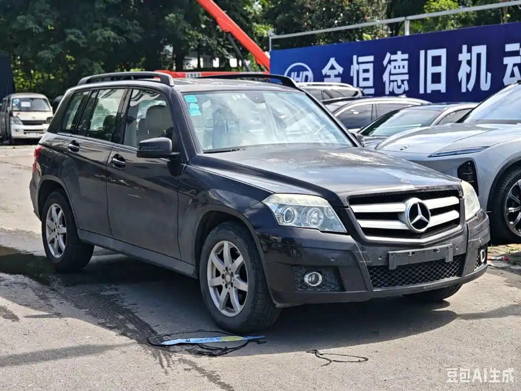Mercedes-Benz GLK-Class 2011