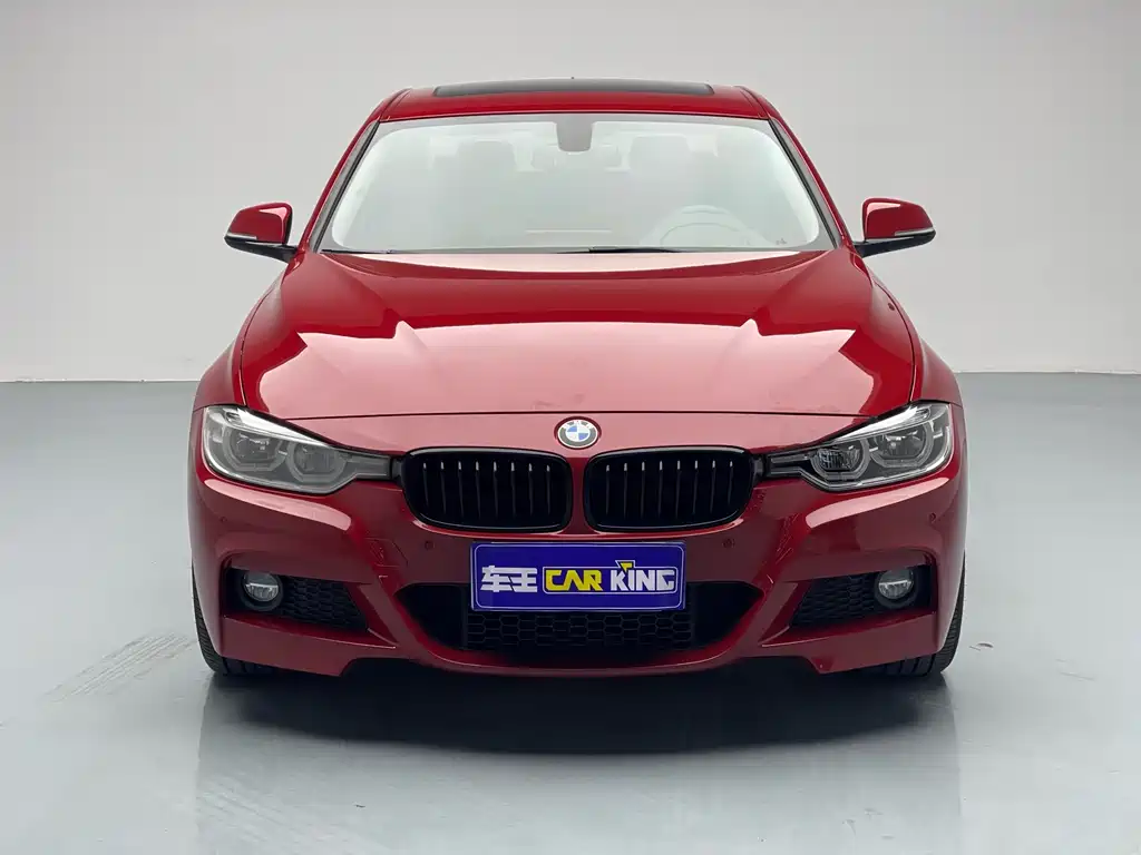 BMW 3 Series 2018 — фото 17