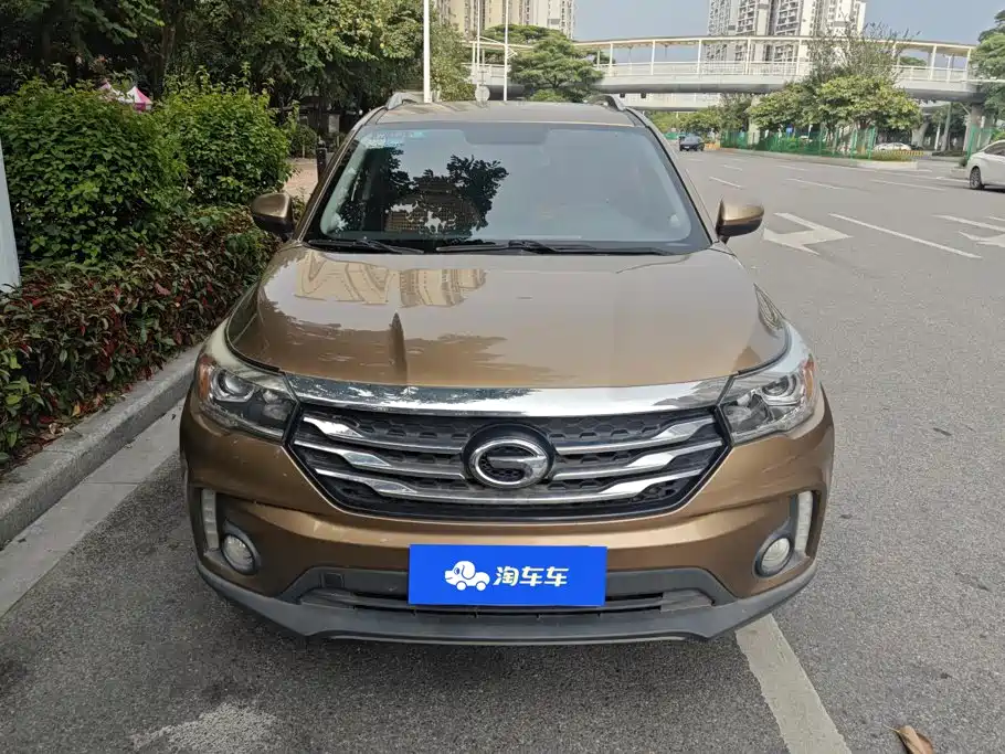 GAC Trumpchi GS4 2015 — фото 2