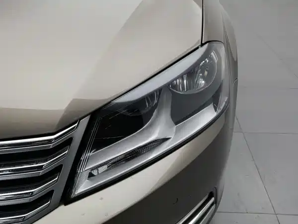 Volkswagen Magotan 2015