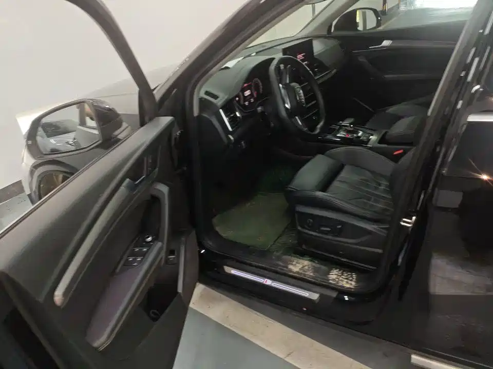 Audi Q5L 2022
