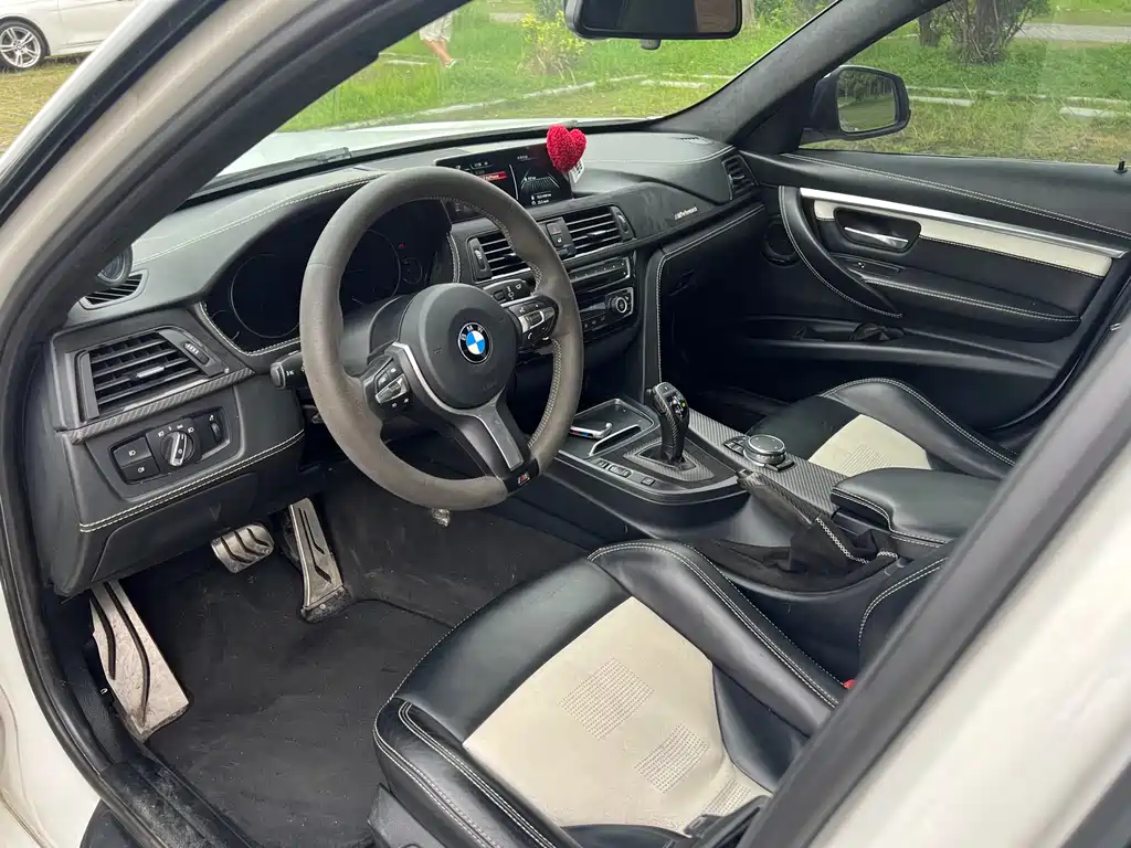 BMW 3 Series 2015 — фото 9