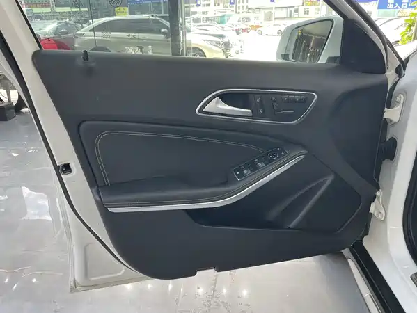 Mercedes-Benz GLA 2017