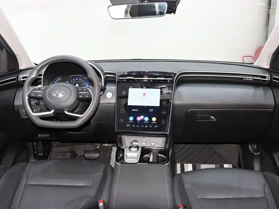 Hyundai Tucson 2023 — фото 12