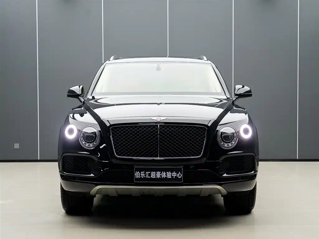 Bentley Bentayga 2020 — фото 5