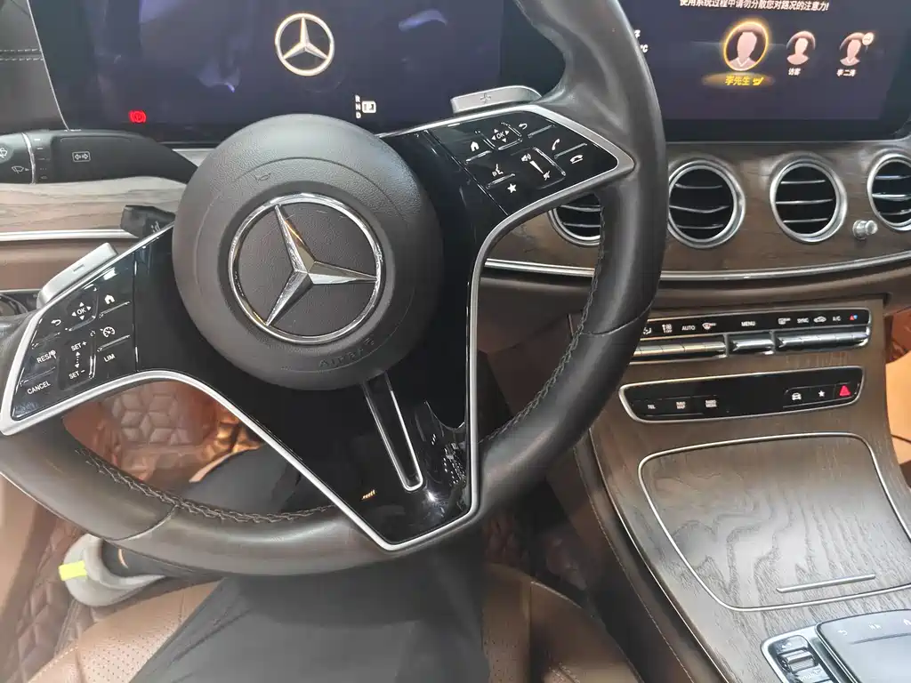 Mercedes-Benz E-Class 2021