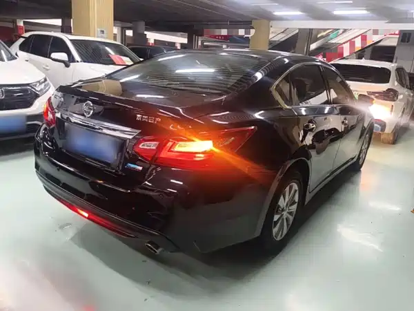 Nissan Teana 2018