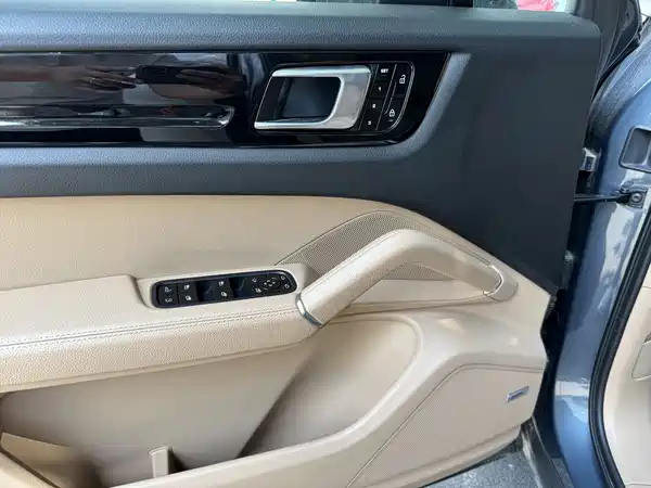 Porsche Cayenne New Energy 2019