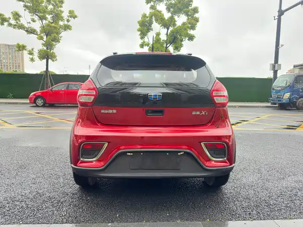Geely Vision X1 2017
