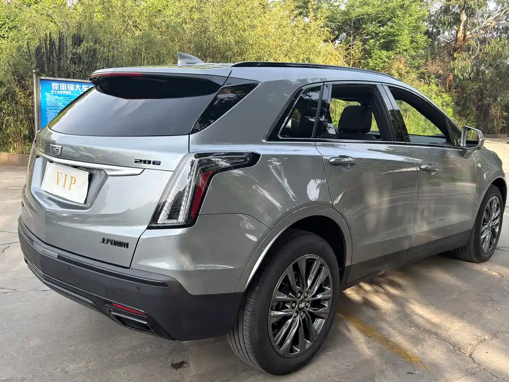 Cadillac XT5 2023 — фото 12