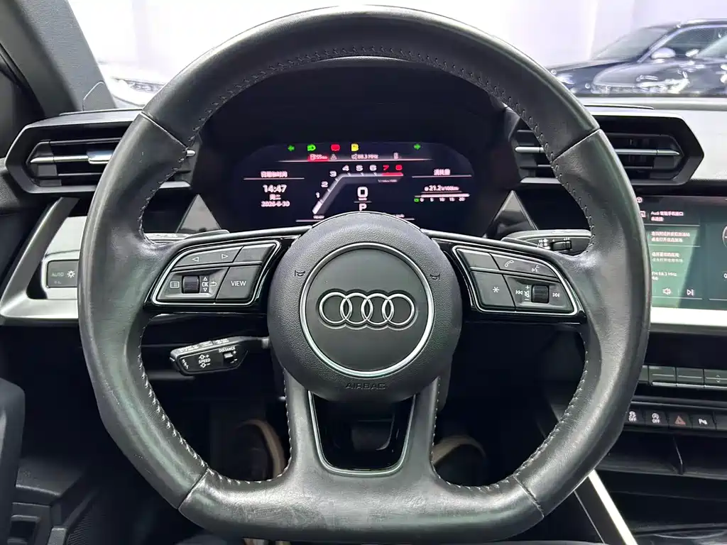 Audi A3 2022 — фото 13