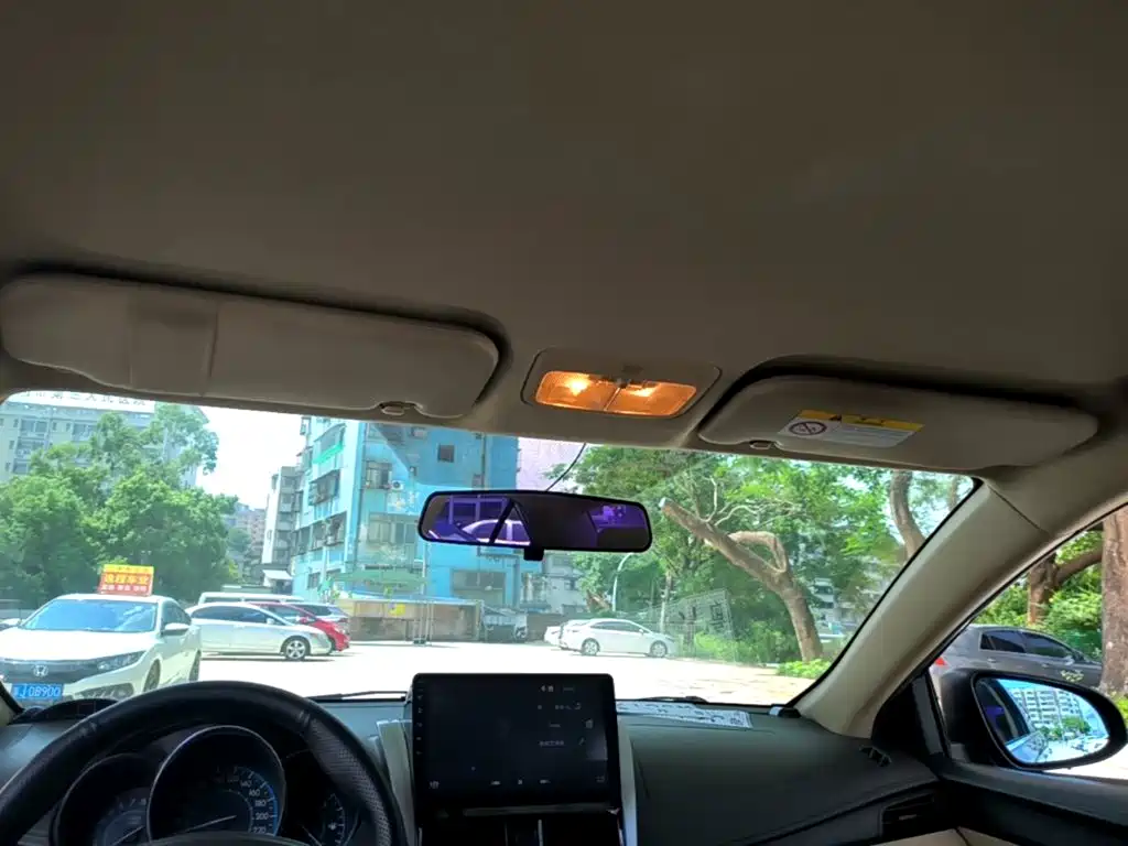 Toyota Vios 2015 — фото 18