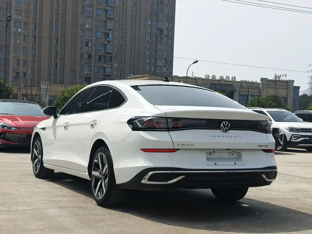 Volkswagen Lamando 2023 — фото 7