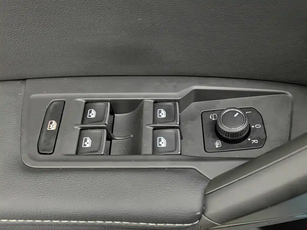 Volkswagen Tiguan L 2019 — фото 9