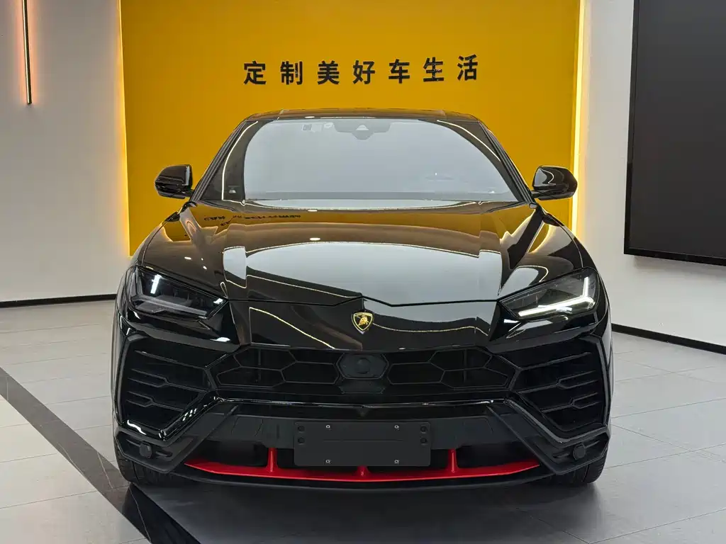 Lamborghini Urus 2022 — фото 2