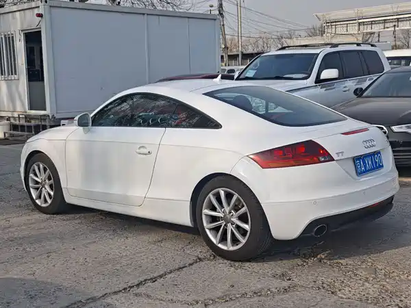 Audi TT 2011