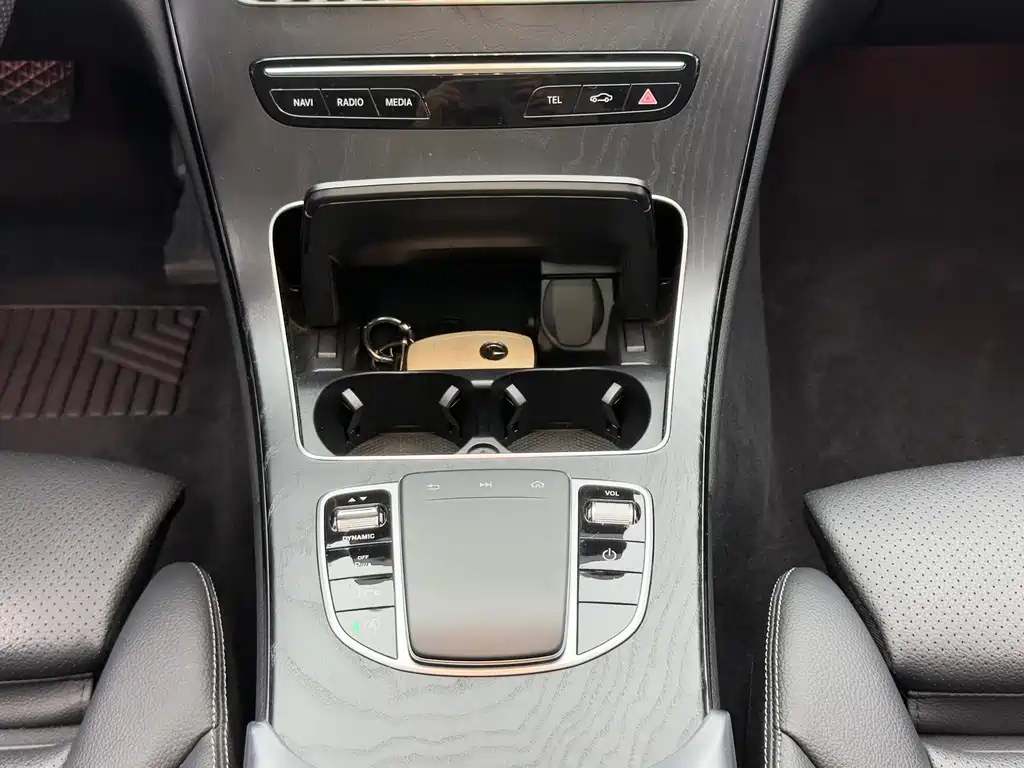 Mercedes-Benz C-Class 2020 — фото 17