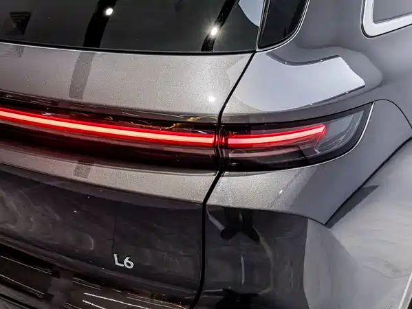 Li Auto L6 2024