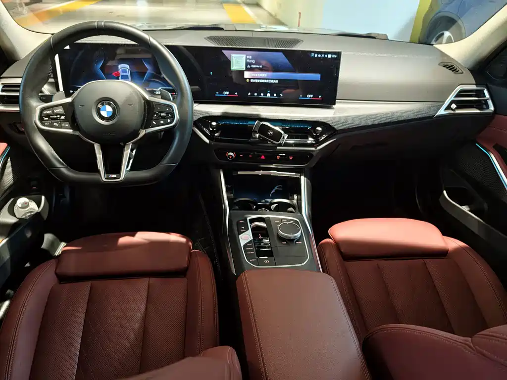 BMW 3 Series 2024 — фото 12