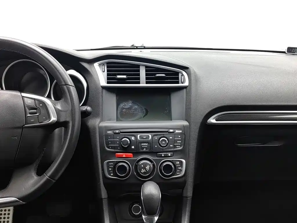 Citroën C4L 2015 — фото 12