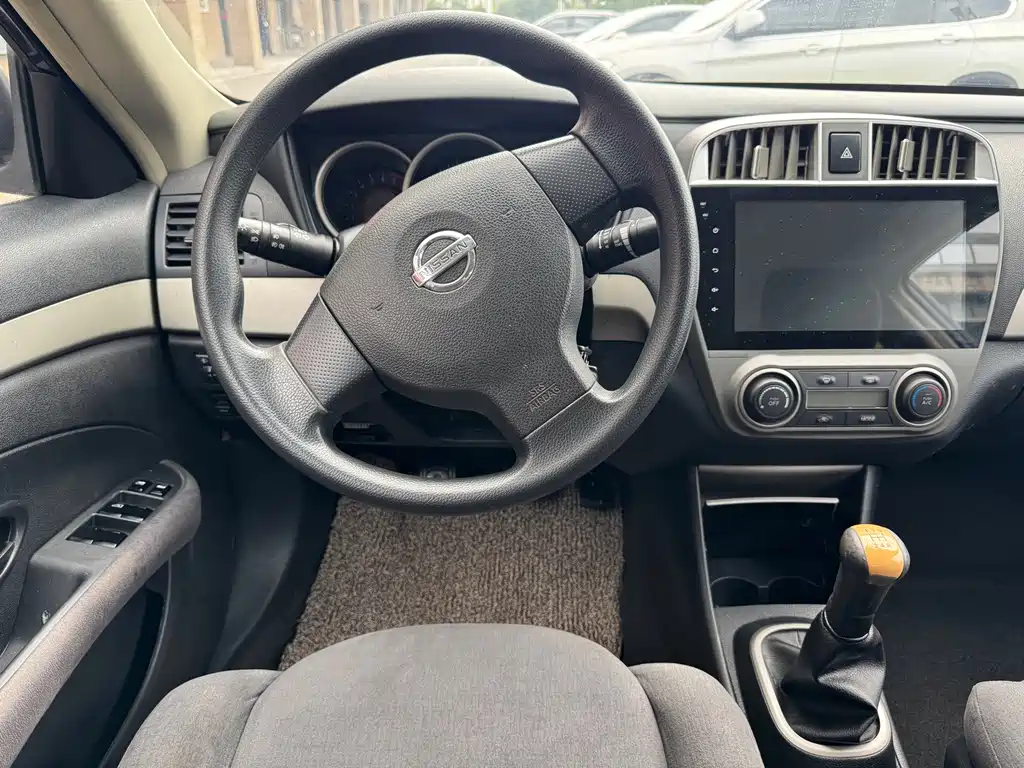Nissan Sylphy 2016 — фото 15