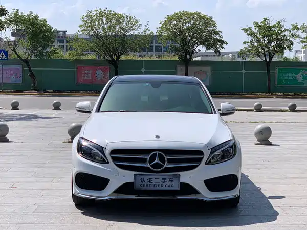 Mercedes-Benz C-Class 2018