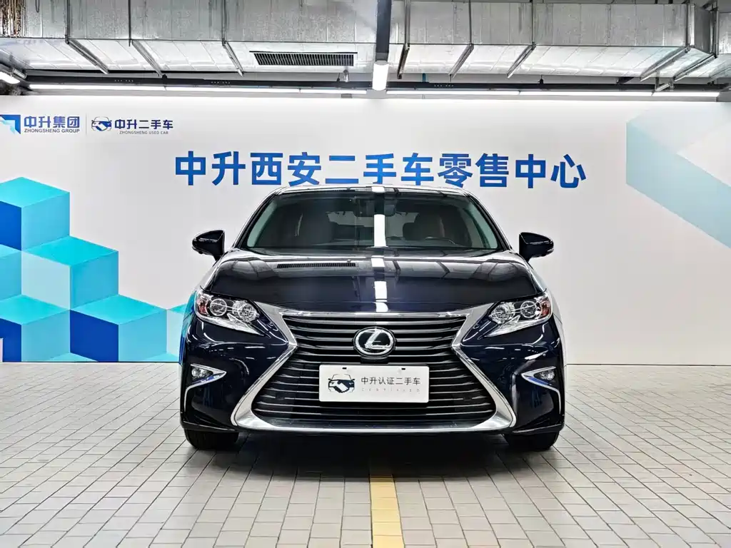 Lexus ES 2018 — фото 2