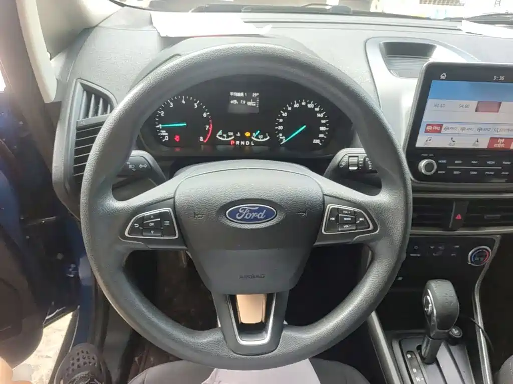 Ford EcoSport 2018 — фото 7