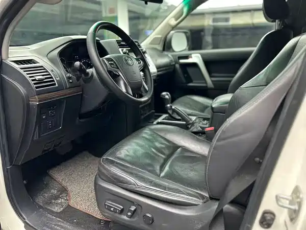Toyota Prado 2018