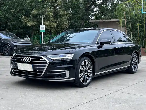 Audi A8 2022