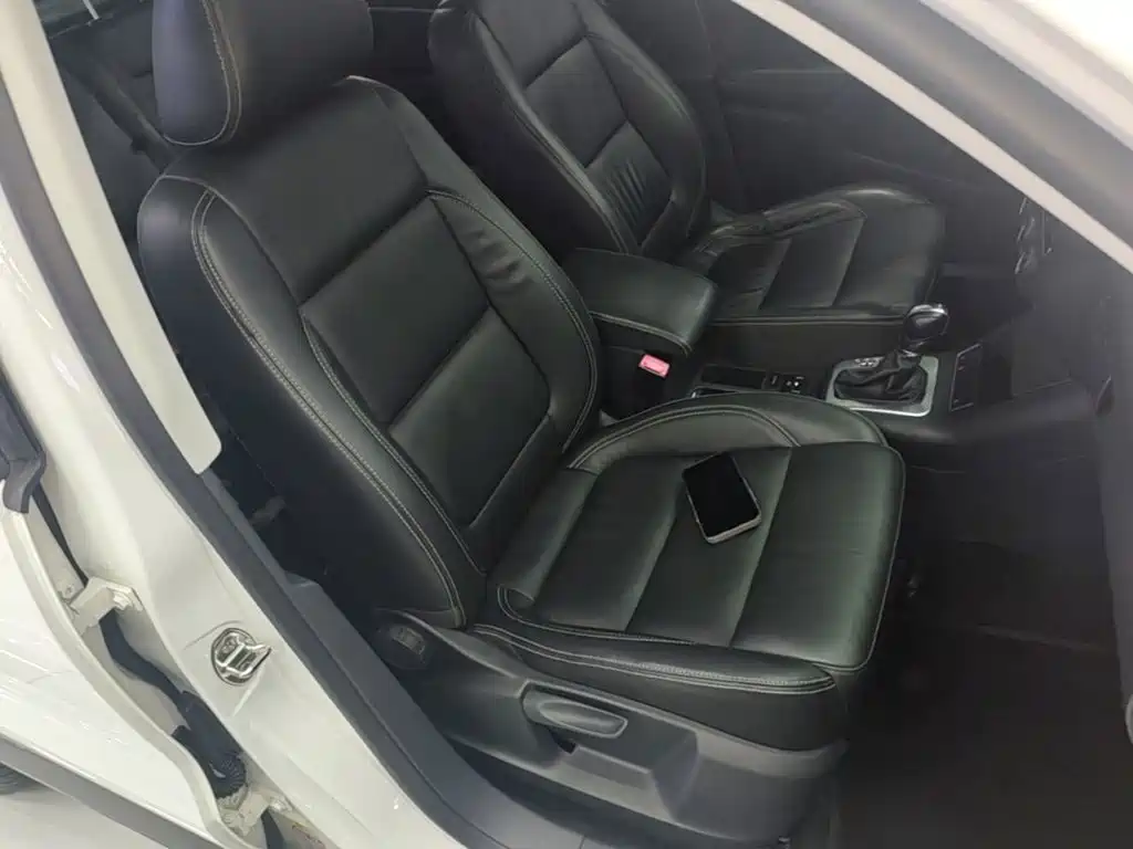 Volkswagen Tiguan 2018 — фото 25