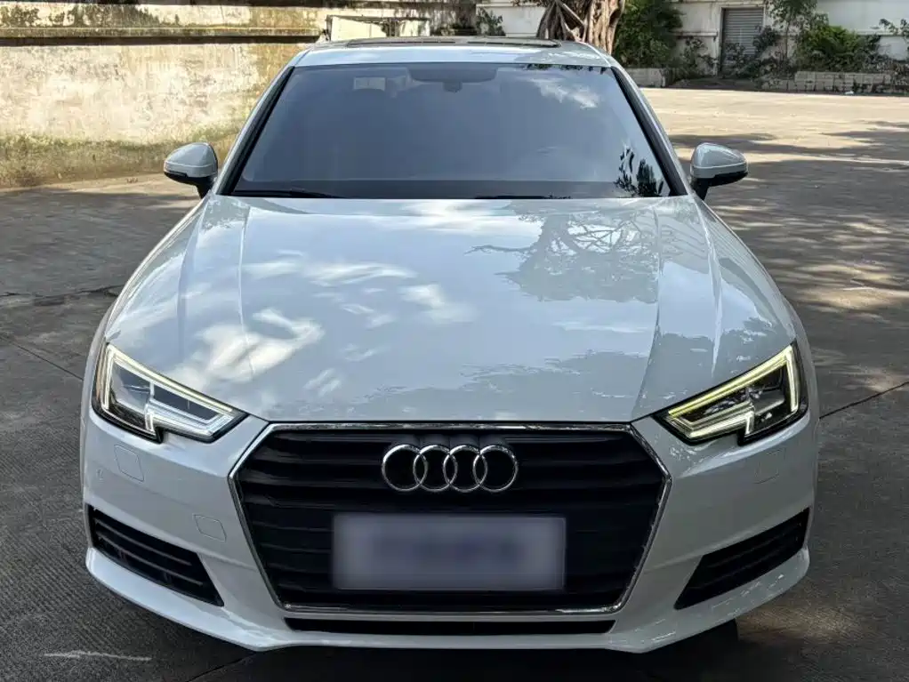 Audi A4L 2017