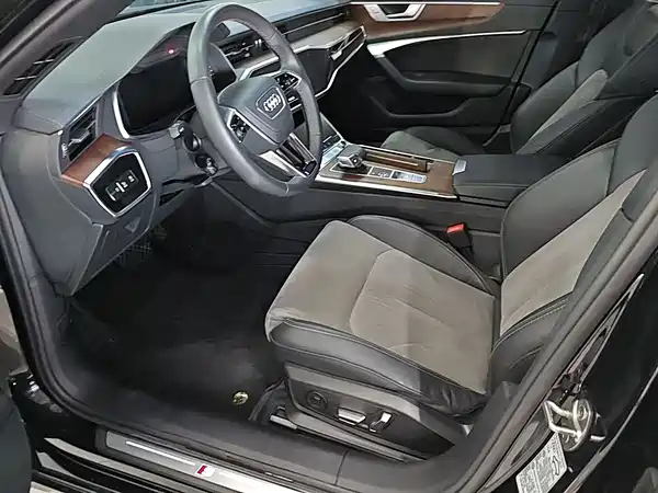 Audi A6L 2023
