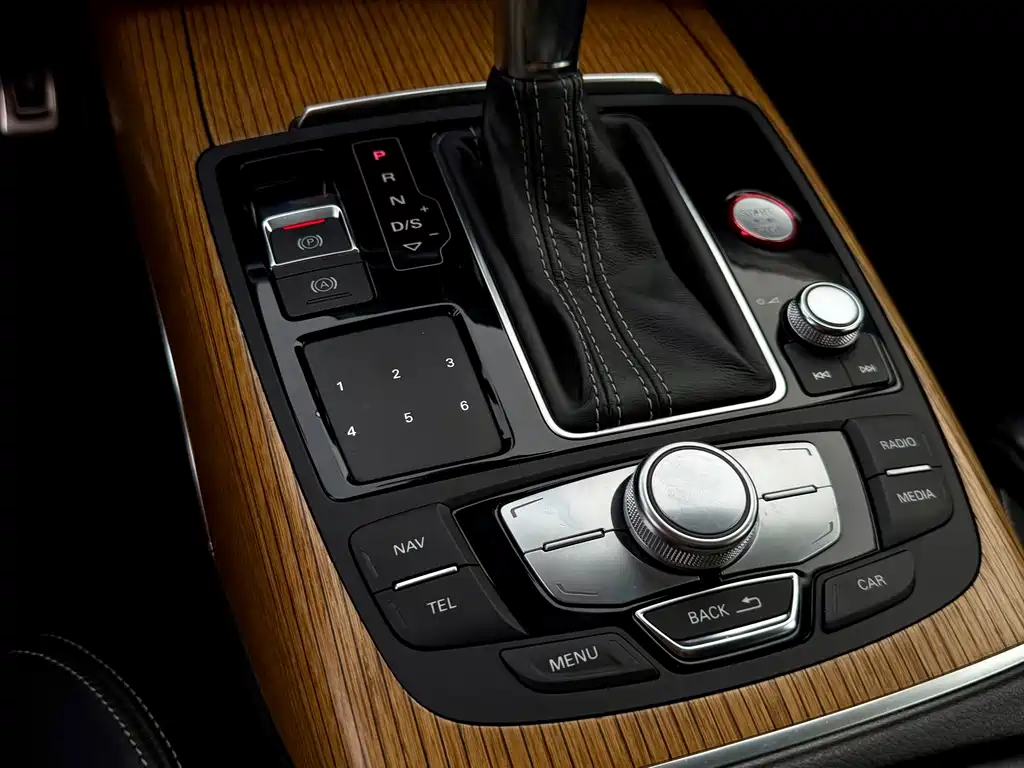 Audi S7 2014 — фото 14