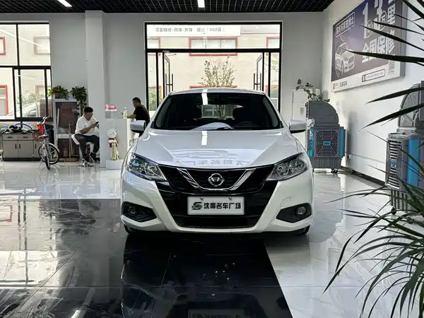 Nissan Tiida 2019