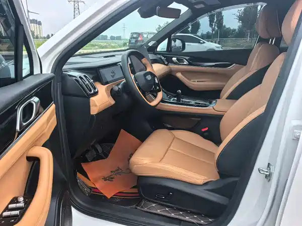 Geely Boyue L 2026