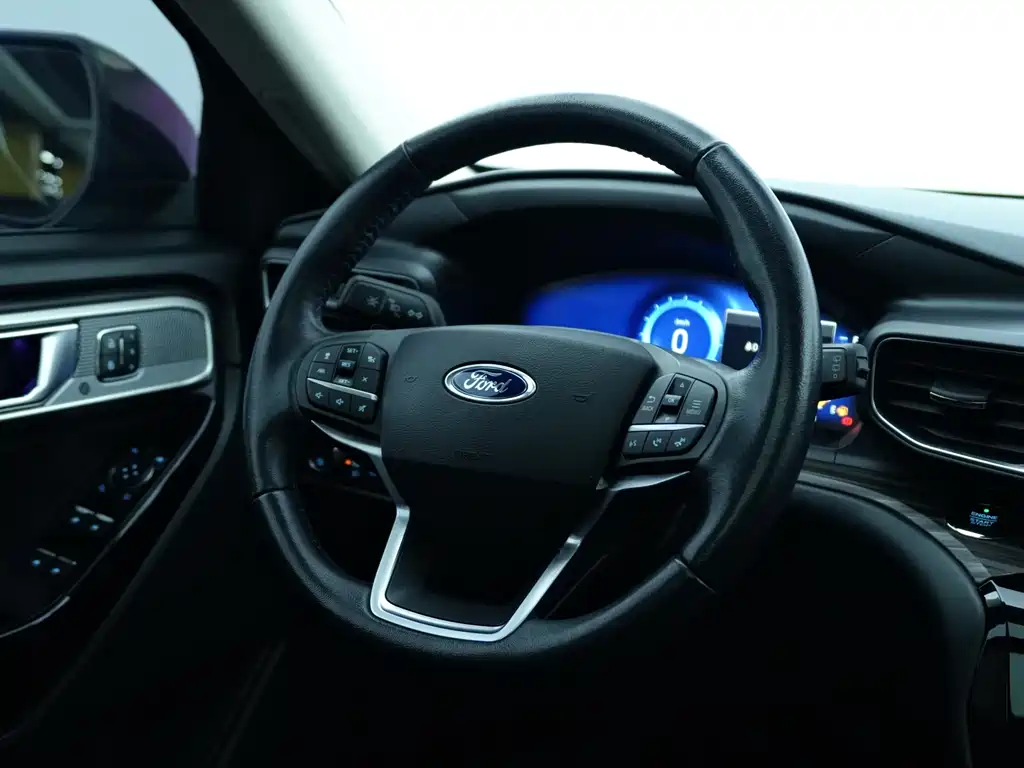 Ford Explorer 2021 — фото 9