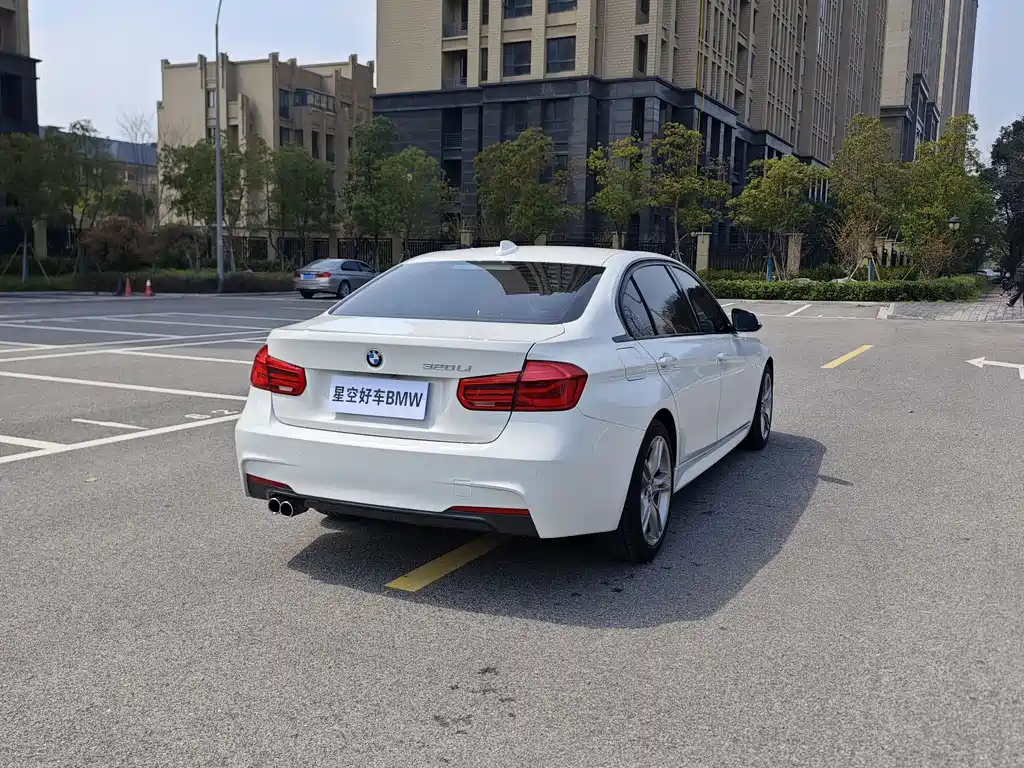 BMW 3 Series 2016 — фото 13