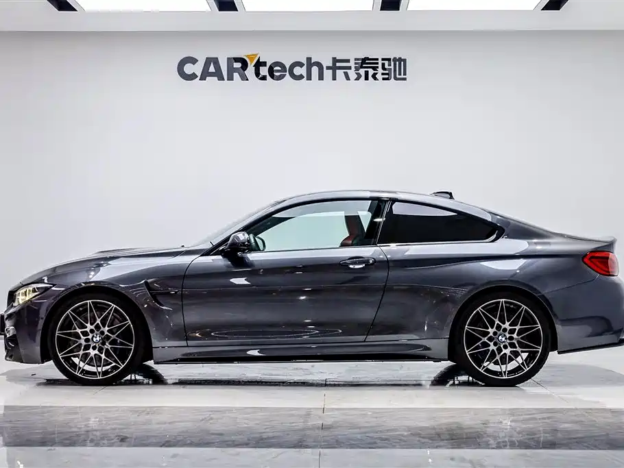 BMW M4 2019