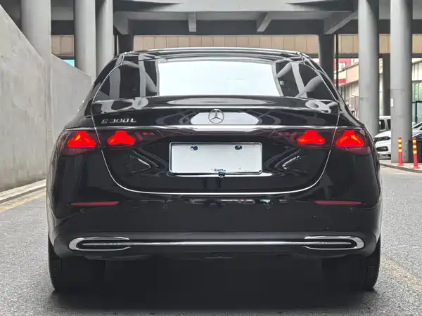 Mercedes-Benz E-Class 2025