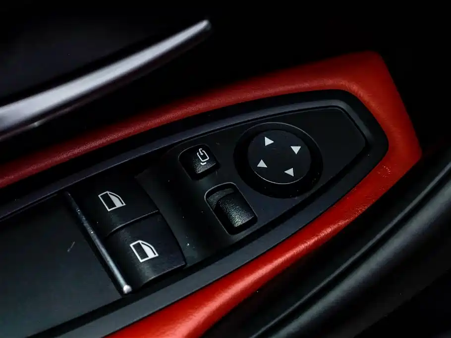 BMW M4 2019 — фото 10