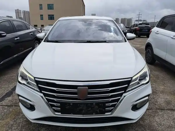 Roewe i5 2019