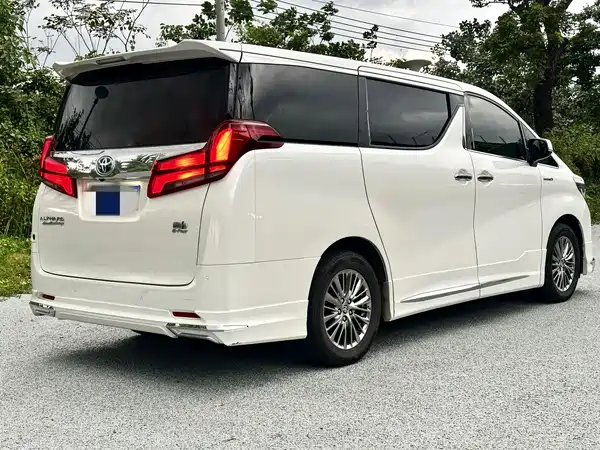 Toyota Alphard 2020
