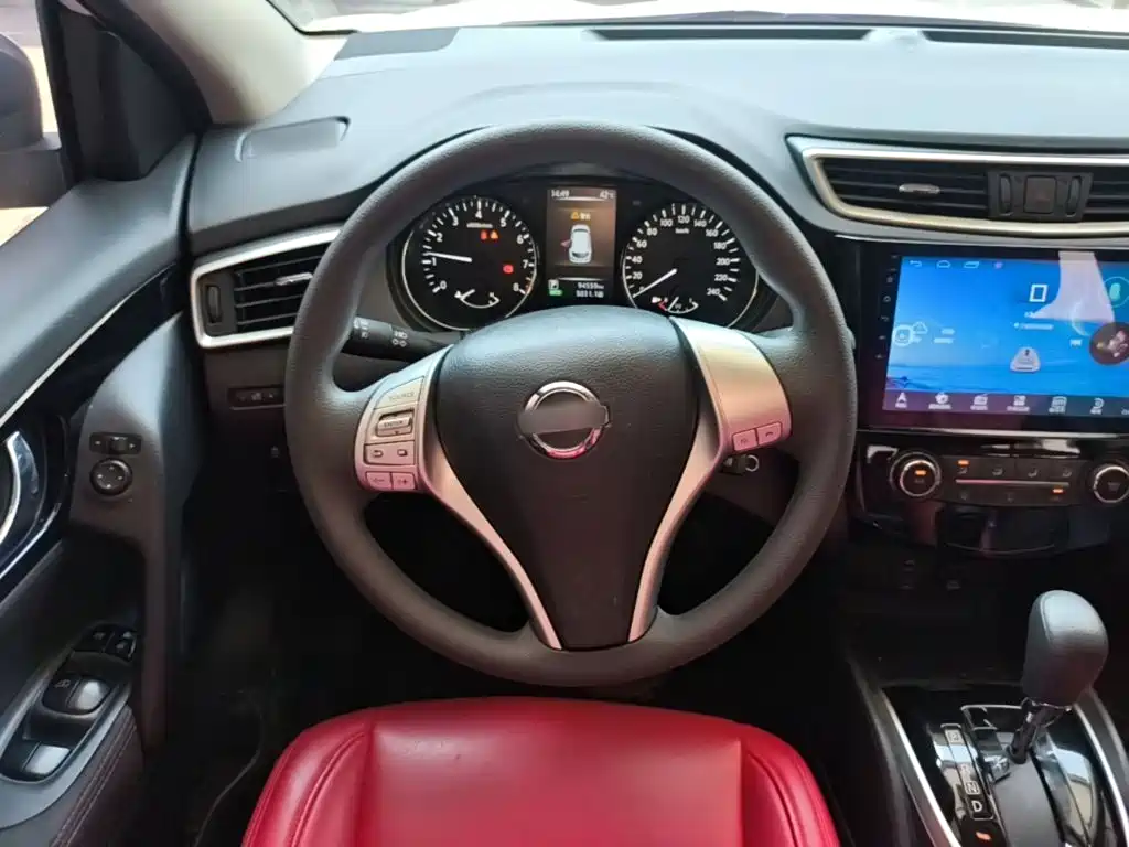 Nissan Qashqai 2018 — фото 11